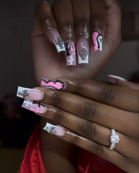 Short Nail Set Valentines, Back To School Nails Acrylic Medium, Medium Long Nail Designs, Med Nail Designs, Polly Gell Nails Ideas, Kaws Nail Set, Medium Pink Acrylic Nails, Back To School Nails Medium, Nail Ideas Acrylic Square