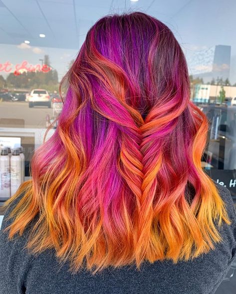 🌅Firey Sky🌅Pretty sunset melt by @elle_doeshair - try our Sunset Pack for a similar look!💜 Sunset Hair Color Ombre, Hair Color Ombre Blonde, Color Box Braids, Sunset Hair Color, Hair Color Ombre, Sunset Hair, Side Braid Hairstyles, Instagram Hairstyles, Jumbo Box Braids