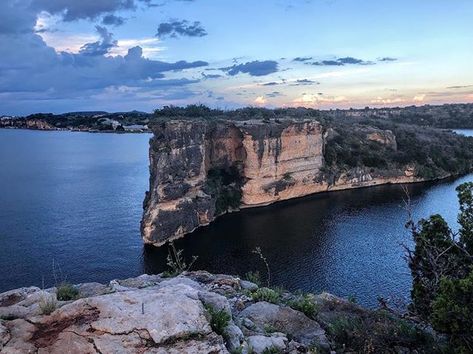 Possum Kingdom Lake, Texas Lakes, Beach Tent, Family Vacation Destinations, Texas Travel, Lake Life, Travel Goals, Travel Inspo, Beautiful Summer