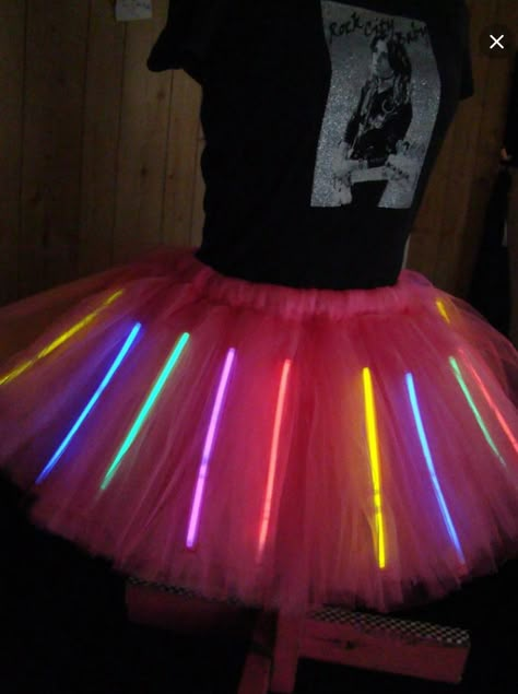 Glow Run, Tutu En Tulle, Neon Christmas, Glow Stick Party, Glow In Dark Party, Glow Birthday Party, Neon Birthday, Glow Birthday, Costumes Kids