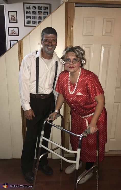 Old Couple Costume Elderly Couple Costume, Old Couple Costumes, Old Couple Halloween Costume, Old People Costume Couple, Old Couple Costume, Elderly Costume, Old People Costume, Cute Old Couples, Couple Halloween Costume