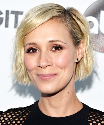 Liza Weil Short Hair, Celebrity Bobs Hairstyles, Liza Weil, Celebrity Bobs, Pinterest Haircuts, Best Bobs, Best Bob Haircuts, Permanent Eyebrows, Haircut Inspiration