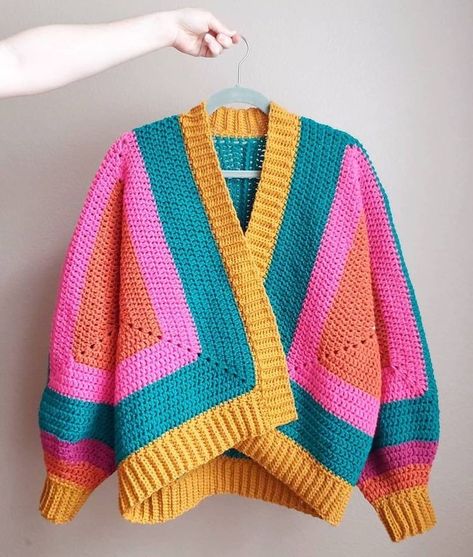 Crochet Colorful Cardigan, Diy Granny Square, Cardigan Ideas, Diy Easter Decor, Autumn Crochet, Pretty Cardigans, Balls Of Yarn, Gilet Crochet, Crochet Hexagon