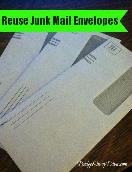 Reuse Junk Mail Envelopes Repurpose Envelopes Ideas, Repurpose Envelopes, Junk Mail Crafts, Repurposed Junk, Reuse Recycle Repurpose, Window Envelopes, Security Envelopes, Envelope Book, Fabric Softener Sheets