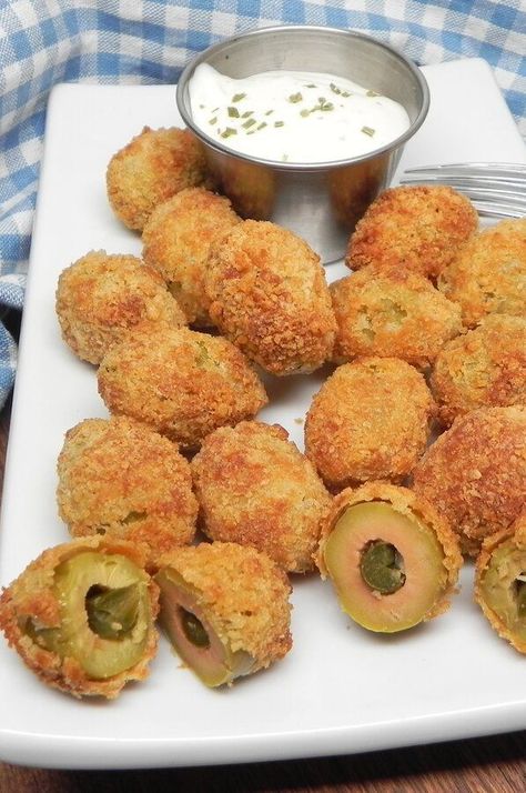 Fried Olives Recipe Air Fryer, Fried Olives Air Fryer, Fried Olives With Garlic Aioli, Fried Olives Pioneer Woman, Fried Green Olives, Air Fryer Olives, Easy Air Fryer Appetizers, Air Fry Veggies, Olive Recipe