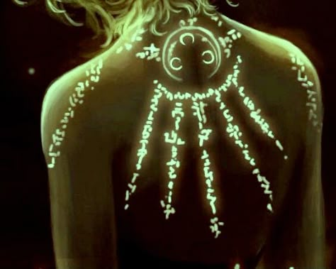 Healing Aesthetic Magic, Magic Markings Art, Dnd Magical Tattoo, Magic Back Tattoo, Techno Witch Aesthetic, Glowing Runes Fantasy Art, Demon Magic Aesthetic, Glowing Symbols On Skin Art, Curse Marks Design