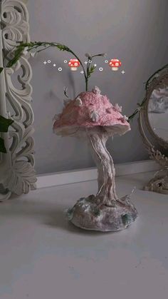 Diy Mushroom Lamp, Lamp Room Decor, Diy Mushroom, Painting Art Wall, Hadiah Diy, Paper Crafting Ideas, Lamp Room, Diy Room Decor Videos, Diy Room Decor For Teens