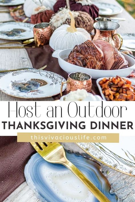 Thanksgiving Outdoors Ideas, Outdoor Thanksgiving Table Setting Ideas, Thanksgiving Dinner Outside, Thanksgiving Outside Table, Thanksgiving Outdoor Dinner Table, Backyard Thanksgiving Dinner, Outdoor Thanksgiving Dinner Party Ideas, Thanksgiving Buffet Setup, Thanksgiving Buffet Setup Ideas