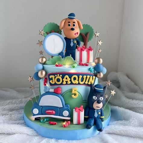 Sheriff Labrador Cake, Eren Birthday, Labrador Cake, 7th Birthday Theme, Twins 3rd Birthday, Police Birthday Party, Police Birthday, Bday Decor, Party Theme Decorations