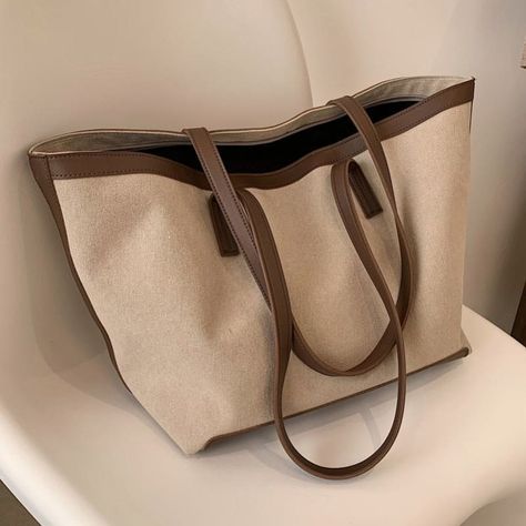 Grand sac a main femme pour les cours Purse Brands, White Handbag, Genuine Leather Bags, Small Crossbody Bag, Womens Tote, Canvas Tote Bag, White Bag, Large Bags, Shoulder Handbags