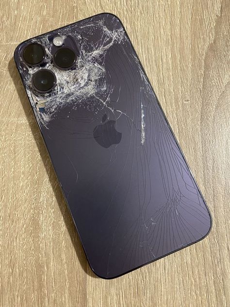 Iphone 14pro Max Screen Broken, Iphone 13 Cracked Screen, Iphone 14pro Max Broken, Broken Iphone 13 Pro Max Screen, Broken Phone Screen Iphone, Iphone Broken Screen, Rapper Pictures, Tablet Medicine Snap, Cracked Iphone Screen