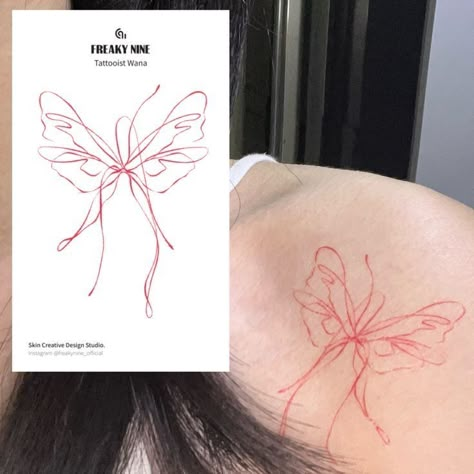 Butterfly Tattoo Artistic, Small Tattoos Asian, Cool Korean Tattoo, Korean Back Tattoo Women, Dainty Korean Tattoos, Butterfly Norigae Tattoo, Whispy Butterfly Tattoos, Korean Tattoo Aesthetic, Cute Asian Tattoos