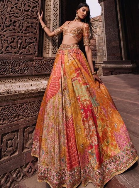 Chic Prom Dresses, Haldi Outfits, Latest Bridal Lehenga, Mehendi Outfits, Wedding Lehenga Designs, Lehenga Designs Simple, Indian Bride Outfits, Royalty Aesthetic, Traditional Indian Dress