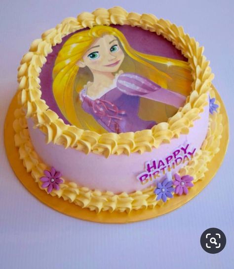 Rapunzel Birthday Cake Simple, Rapunzel Cake Ideas Simple, Rapunzel Birthday Party Decorations, Rapunzel Birthday Cake, Disney Princess Birthday Cakes, Bolo Rapunzel, Rapunzel Cake, Chocolate Oreo Cake, Tangled Birthday Party