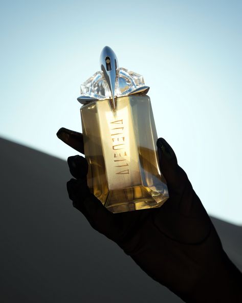 Mugler Alien Goddess - khalid-studio.com Mugler Alien Goddess, Alien Goddess, Mugler Alien, Khalid