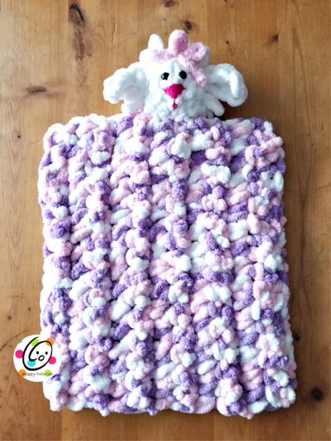 Free Pattern: Loop-It Lovey ~ Snappy Tots Loop Yarn Stuffed Animal, Off The Hook Yarn Projects, Loopy Yarn Projects Easy, Loop Yarn Baby Blanket, Loop Yarn Projects, Loop Yarn Patterns, Crochet Lovies, Diy Knitting Projects, Yarn Animals