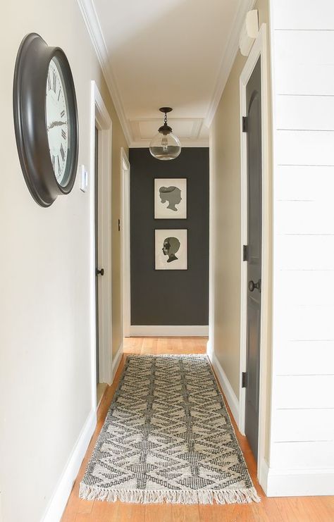 End Of Hallway, Hallway Makeover, Small Wall Decor, Narrow Entryway, Narrow Hallway Decorating, Upstairs Hallway, Hallway Wall Decor, Hallway Designs, Hallway Design