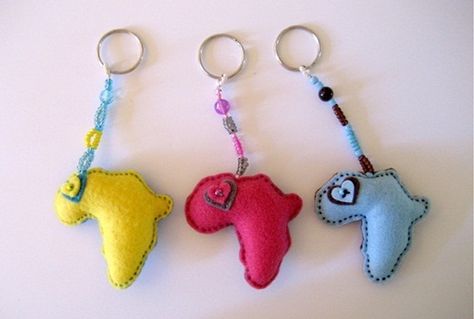 Africa key chain favors- wedding favors hand-sewn in South Africa Sewn Wedding Favours, South African Christmas, Keyring Wedding Favours, Traditional African Wedding Dowry Gift Wrapping, Wedding Favours Abroad, South Africa Souvenirs, Beach Birthday Decorations, Pool Party Favors, Finger Lights