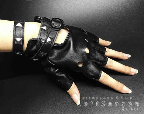 Emo Mode, Fashion Gloves, Gloves Fashion, Style Rock, Black Leather Gloves, Rock Punk, Emo Outfits, Punk Outfits, Emo Fashion