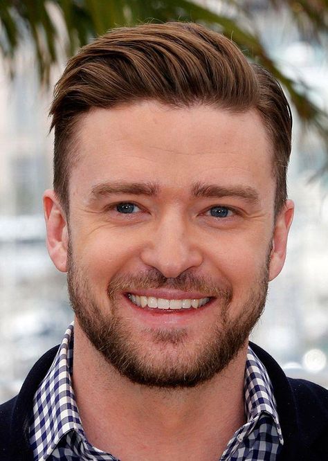 Have a square shaped face but don't know what cut to get? Here are our Top selection of haircuts for guys with square faces. [Square Face Hairstyle Insider] #faceshapehair Justin Timberlake Hairstyle, Haircuts For Round Face Shape, Male Haircuts, Haircut For Square Face, Square Face Hairstyles, Old Hairstyles, Face Shape Hairstyles, Square Face Shape, Wide Face