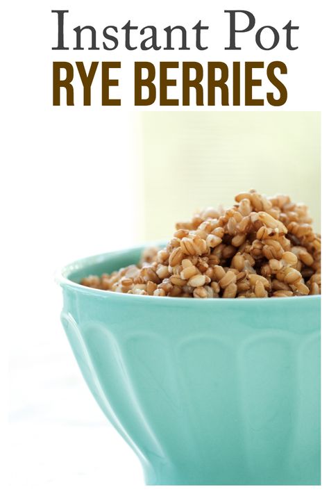 Instant Pot Rye Berries - use your Instant Pot to make easy, healthy and delicious whole grains, like these rye berries! Rye Berries Recipes, Spelt Pasta, Grains Recipes, Food Grains, Rye Berries, Rye Grain, Berry Oatmeal, Metabolic Balance, Vegetarian Instant Pot