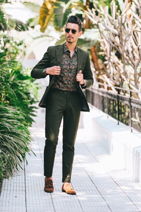 Stylish Men Outfits, Diwali Outfit Ideas, Diwali Outfit, Wedding Dresses Men Indian, Blazer Outfits Men, Herren Style, Formal Men Outfit, Wedding Outfit Men, Indian Men Fashion