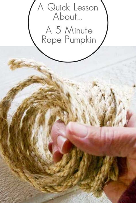 A quick way to make a 5 minute rope pumpkin. Click to learn how. | Country Design Style | countrydesignstyle.com #pumpkin #ropepumpkin #falldecor Outside Fall Decor Diy, Twine Pumpkins, Yarn Pumpkins, Pumpkins Diy, Christmas Primitive Decor, Christmas Primitive Crafts, Crafts For Teens To Make, Wreath Project, Easy Fall Crafts