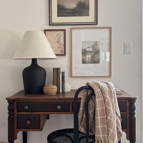 Catrina Sivula on Instagram: "I just couldn’t wait to share this antique desk I thrifted this morning! I planned to sand it down to get rid of the two tone stain, but it’s actually growing on me a bit. What do you guys think? Sand and re-stain it or leave it be? #hyggehome #cozyhome #transitionalhome #smallhouseliving #targetstyle @targetstyle #loloirug @loloirugs #fixerupper #homerenovation #homedecor #homeremodel #vintageart #vintagehome #cottagecore #homeinspo #interiordesign #howwedwell #d Style Desk Ideas, Desk In Foyer, Antique Desk Decor, Vintage Desk Decor, Vintage Wood Desk, My Hospital Bag, Antique Desks, Desk Styling, Office Nook