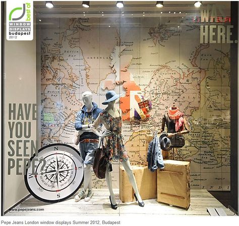 Summer Window Display, Fashion Window Display, Window Display Retail, Summer Window, Store Window Display, Visual Merchandising Displays, Retail Inspiration, Retail Windows, Store Windows