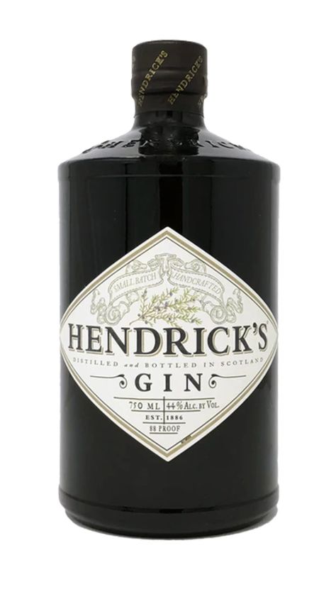 The Best Bottles Of Gin You Can Buy - Best Gin Brands 2020 Bebida Gin, Hendrick's Gin, Clover Club, Cocktail Gin, Gin O Clock, Gin Brands, Hendricks Gin, Best Gin, Gin Bottles