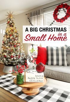 Christmas In Small House, Christmas Small House Decorating Ideas, Christmas Party Small House, Christmas In A Small House, How To Decorate House For Christmas, Christmas Decor Ideas For Small House, Christmas Decorations Small House, Christmas Decor Ideas Small House, Christmas Decor Small House