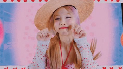 Im Nayeon Nayeon GIF – Im Nayeon Nayeon Kpop – discover and share GIFs Nayeon Gif, Nayeon Pop, Icon Gif, Happy Song, Banner Gif, Nayeon Twice, Im Nayeon, Variety Show, Blackpink Rose