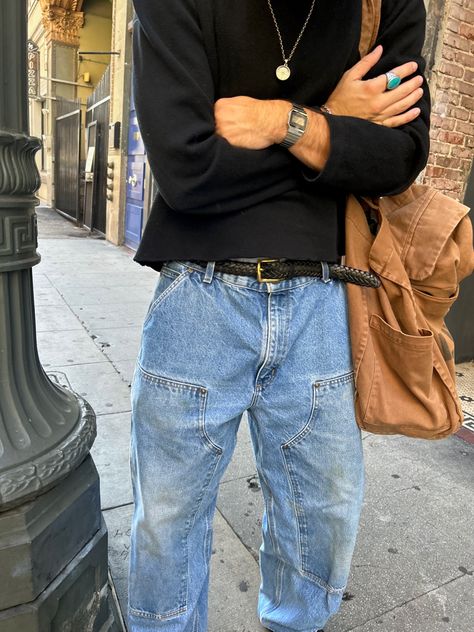 Southern Fashion Men, Vintage Mens Fashion Aesthetic, City Boy Aesthetic, Fall Mens Outfits, Confident Man, Go Viral On Tiktok, City Backdrop, Guy Fits, Versatile Clothing