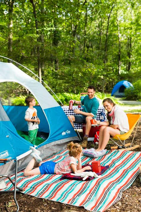 19 tips for camping with kids - parents.com Camping Hacks With Kids, Koa Camping, California Beach Camping, Camping Gear Checklist, Camping Hacks Food, Camping For Beginners, Camping Hacks Diy, Backyard Camping, Family Camping Trip