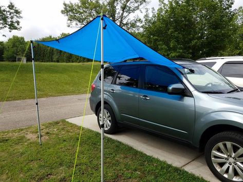 Diy Car Canopy, Hatchback Car Camping, Diy Car Awning, Car Awnings, Diy Awning, Car Tent Camping, Suv Camper, Stealth Camping, Hatchback Cars