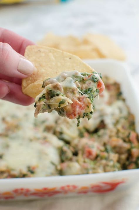 Cheesy Sausage and Spinach Dip – gooey cheese dip with sausage, Rotel, and spinach! It’s always a party favorite! Ranch Taco Dip, Ranch Bean Dip, Cheese Dip With Sausage, Dip With Sausage, Fake Ginger, Sausage And Spinach, Sausage Dip, Sausage Spinach, Potluck Ideas