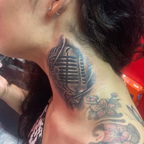 Music Neck Tattoo, Old School Microphone Tattoo, Owl Tattoo Back, Old School Microphone, Wing Neck Tattoo, Neck Tattoos For Men, Flower Neck Tattoo, Microphone Tattoo, Front Neck Tattoo