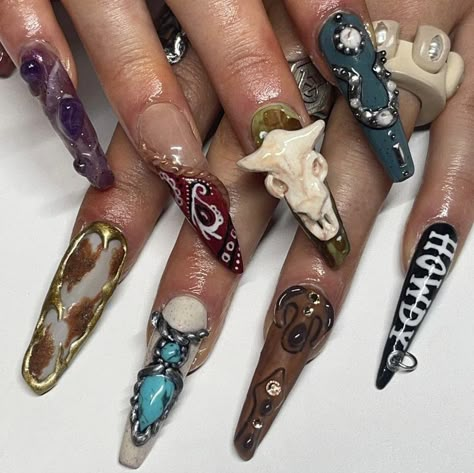 Nails Xoxo, Marilyn Nails, Rodeo Nails, Bandana Nails, Nail Halloween, Cowboy Nails, Halloween Nail Art Ideas, Western Nails, Boho Nails