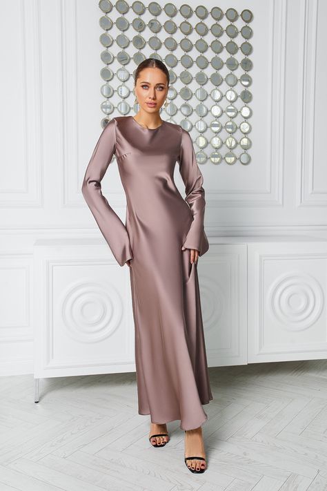 Fabric: Satin Viscose 35%, Polyester 35%, Cotton 20% Nylon 10% Long sleeve Backless Maxi length Long Sleeve Elegant Dresses Evening, Gold Long Sleeve Bridesmaid Dresses, Long Sleeve Maxi Satin Dress, Modest Dresses Satin, Satin Dress Long Sleeve Hijab, Maxi Dresses With Long Sleeves, Long Silk Dress Outfit, Long Party Dresses Classy, Classy Long Sleeve Dress