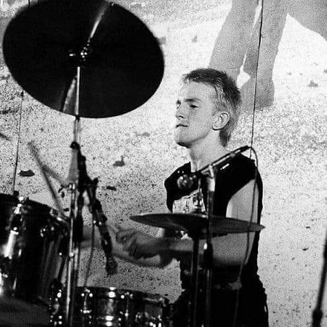 Topper Headon, The Future Is Unwritten, Mick Jones, Punk Boy, Joey Ramone, Joe Strummer, Punk Looks, Vampire Weekend, Alt Rock