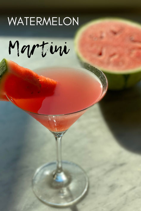 Watermelon Martini (or Mocktail!) Watermelon Martini, Best Watermelon, Watermelon Wine, Watermelon Cocktail, Refreshing Cocktail, Ice Wine, Best Cocktail Recipes, Boozy Drinks, Fresh Watermelon