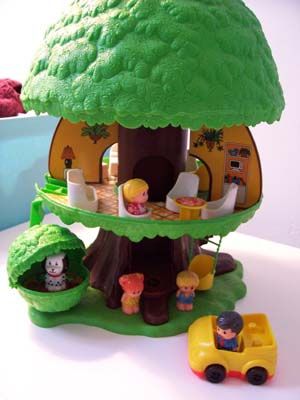 My mom still has our treehouse, and my kids play with it now when we go to visit.  I loved this toy when I was little! Fisher Price Baby Toys, 1980s Childhood, 70s Toys, 1980s Toys, Childhood Memories 70s, Fisher Price Toys, Nostalgic Toys, Fun Toys, Childhood Nostalgia