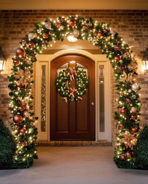 Door Way Christmas Decorations, Door Arch Garland, Pool Noodle Swag Wreath, Christmas Garland Exterior, Door Frame Christmas Garland, How To Make A Curved Archway, Over Door Christmas Decorations, Hallway Arch Christmas Decor, Christmas Ball Archway