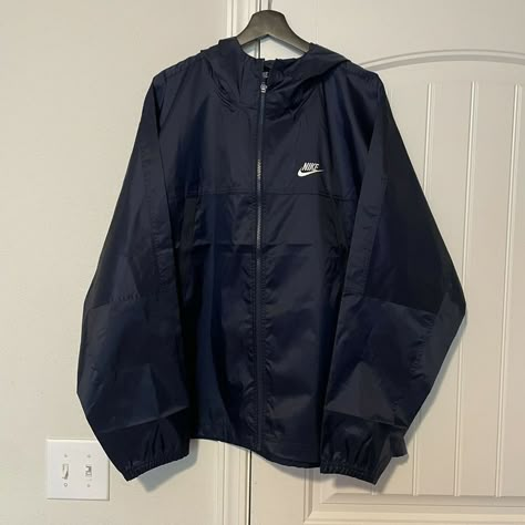 Old Nike Jacket, Nike Jacket Women, Jackets Aesthetic, Nike Vintage Jacket, Nike Fits, Nike Coat, Nike Windbreaker Jacket, Vintage Nike Windbreaker, Jacket Nike