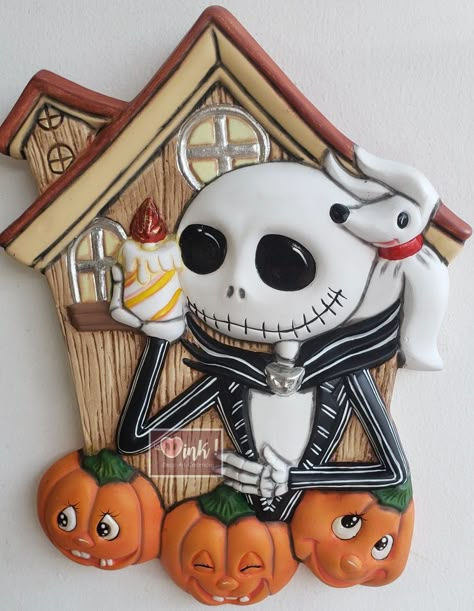 Jack de cerámica para pared Fall Yard Decor, Country Halloween, Casa Halloween, Adornos Halloween, Sculpey Clay, Halloween 2, Halloween Jack, Clay Creations, Yard Decor