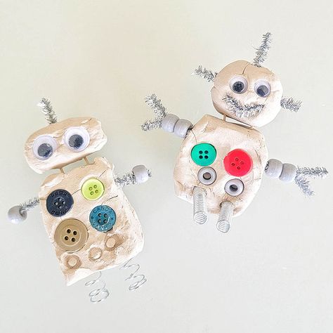 Robots Crafts For Preschool, Clay Robot, Robots Art, Robot Activity, Montessori Crafts, Clay Activity, Types Of Robots, Robot Craft, 2nd Grade Art