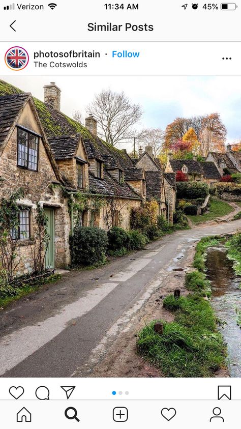 Irish Village, Arlington Row, Cotswolds England, Castle Combe, Old Village, Irish Cottage, English Village, Country Cottages, Beaux Villages