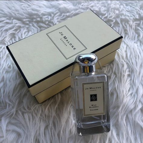 Eau de Cologne - JO MALONE WILD BLUEBELL - $ 50 for this perfume.. Take it..!! Jo Malone Bluebell, Jo Malone Wild Bluebell, Jo Malone Perfume, Wild Bluebell, The Pure, Jo Malone London, Luxury Perfume, Jo Malone, Christmas Mom