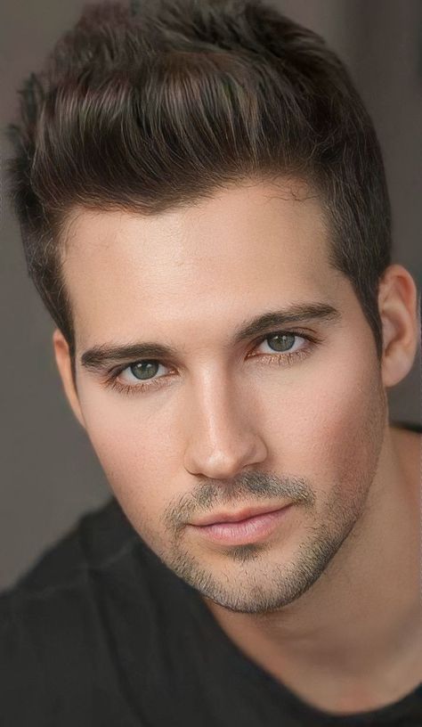 JAMES MASLOW James Maslow Wallpaper, Rush Hairstyles, Rush Poster, James Maslow, Neon Room, Big Time Rush, Dreadlock Hairstyles, Lucy Hale, Loud House