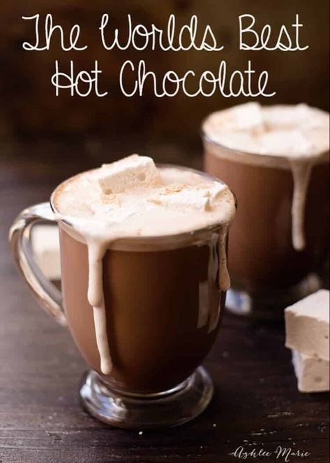 Hot Chocolate And Marshmallows, Best Hot Chocolate, Diy Easy Recipes, Homemade Hot Chocolate, Oreo Dessert, Chocolate Caliente, Hot Chocolate Bars, Jello Shots, Winter Drinks